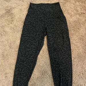 Black patterned lululemon align high rise jogger full length